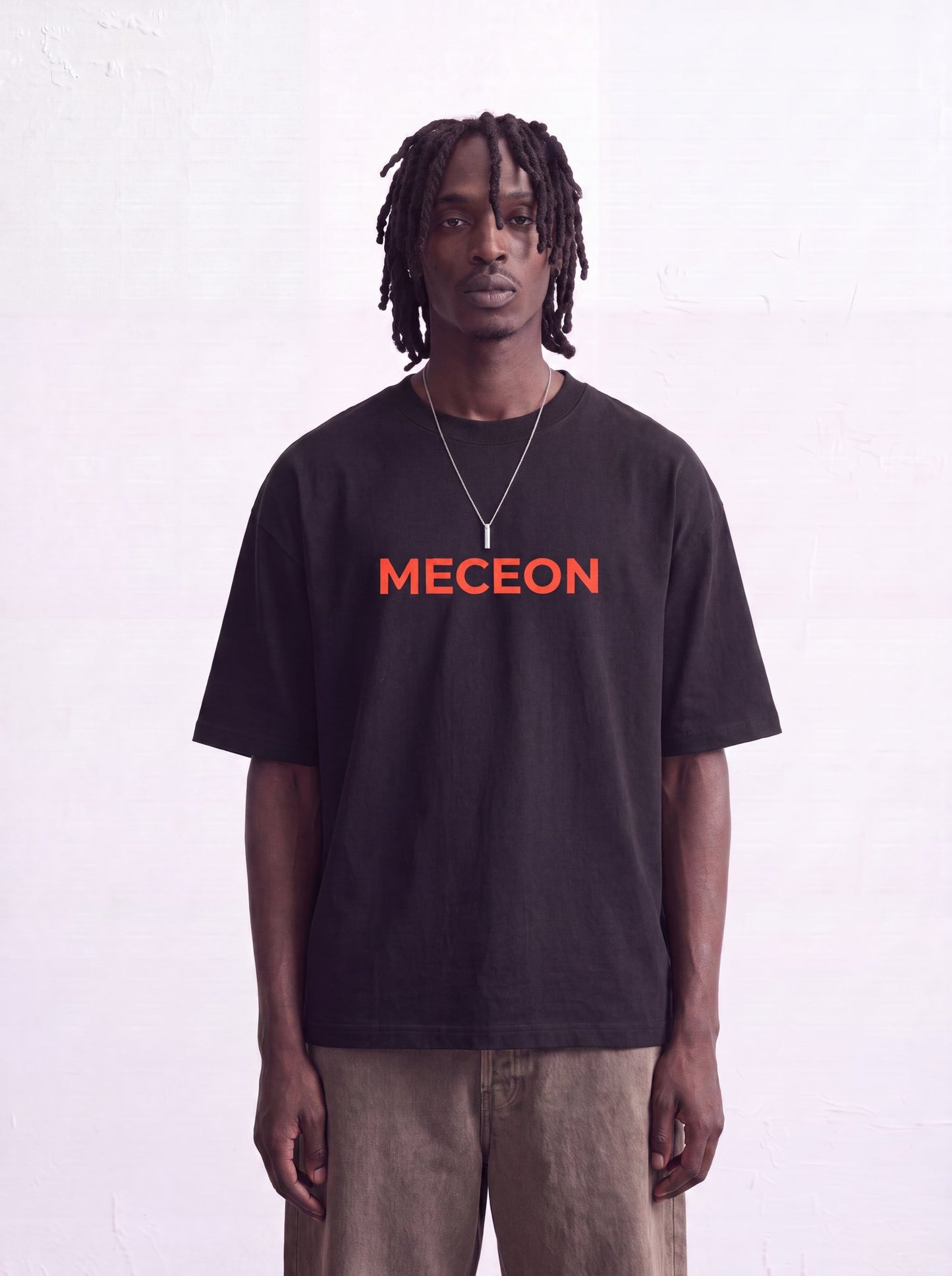 VI2ION  - Oversized T-Shirt